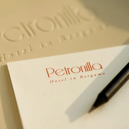 Hotel Petronilla - In Bergamo