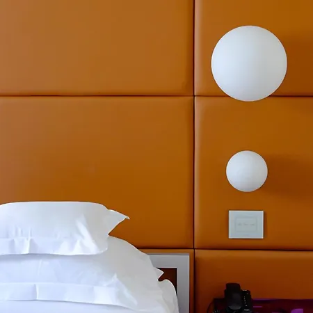 贝加莫彼得罗妮拉酒店 贝尔加莫