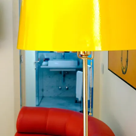 贝加莫彼得罗妮拉酒店 4*