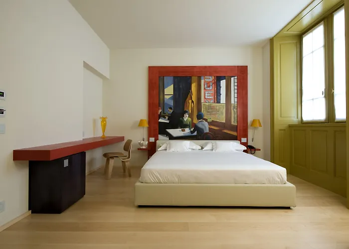 Petronilla - In Hotell