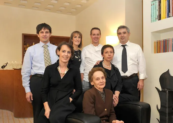 Hotel Petronilla - In 4*