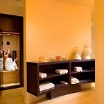 Petronilla - In Hotel 4*