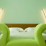 Hotel Petronilla - In